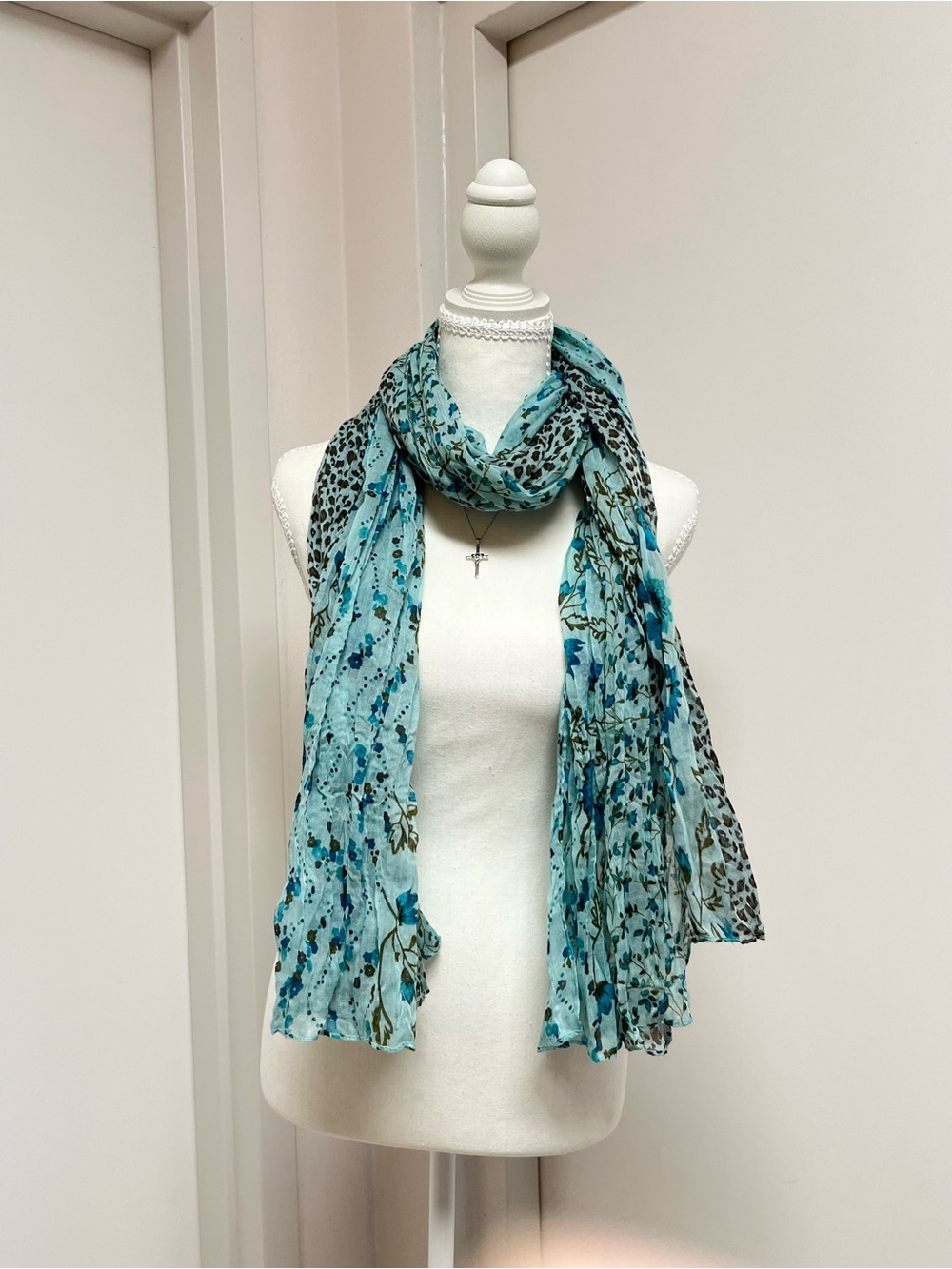 Light Blue Floral & Animal Print Women's Scarf